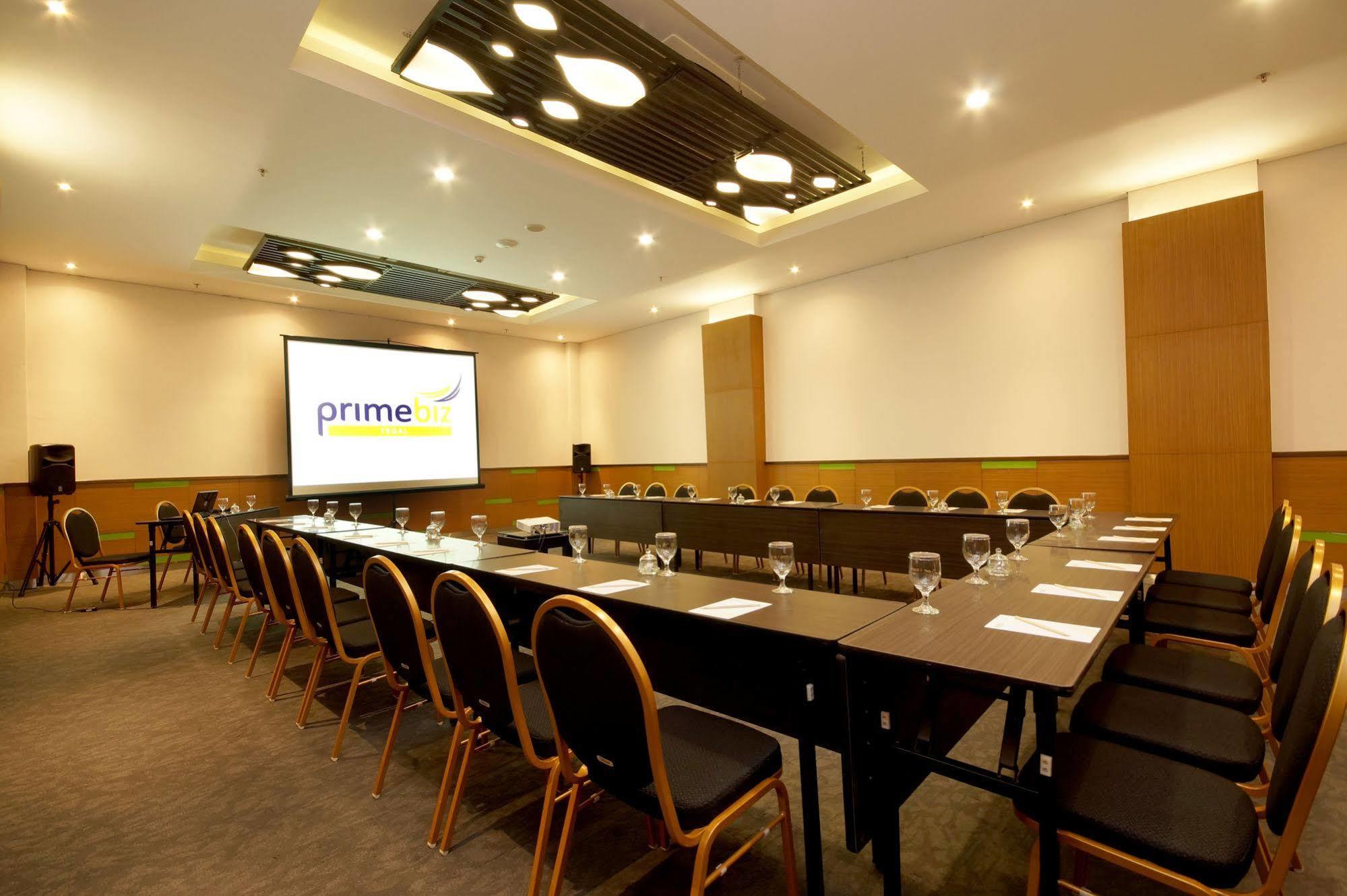 Primebiz Tegal Hotel Exterior photo